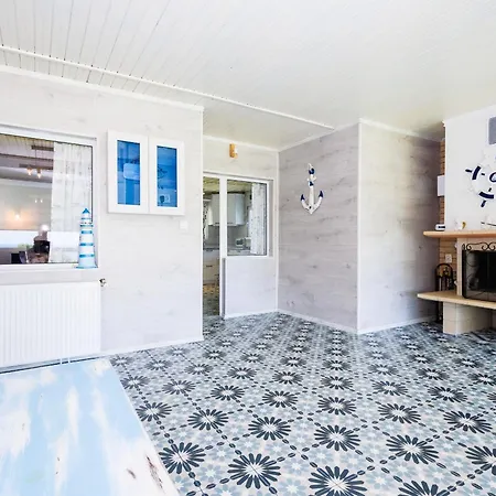 къщата с рибките * Sinemorec