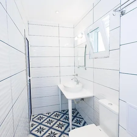 Villa къщата с рибките *