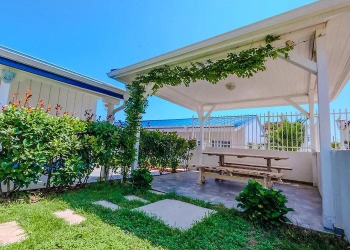 къщата с рибките * סינמורץ